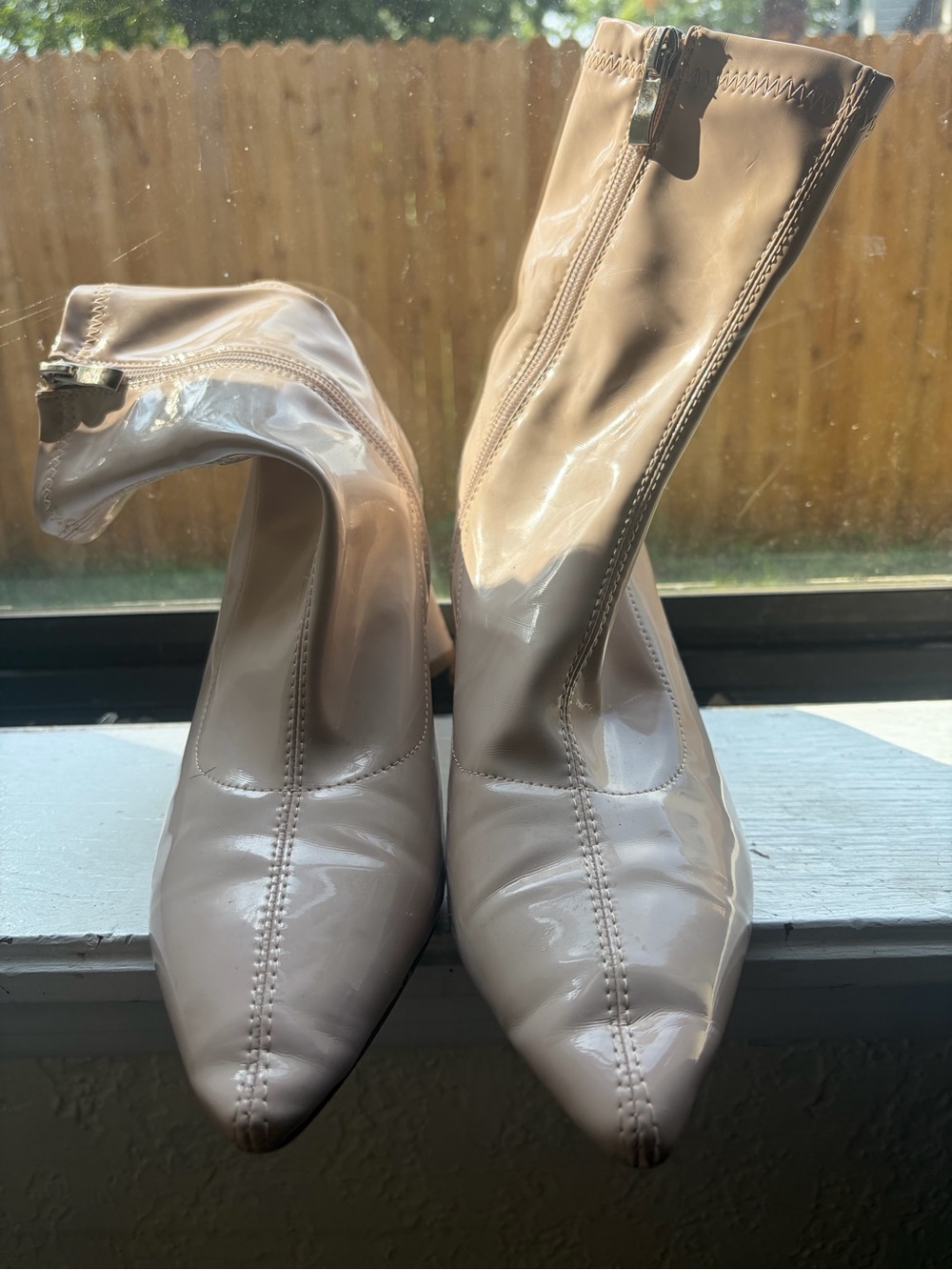 Source Unknown Patent Pointed-Toe Ankle Booties in Beige
